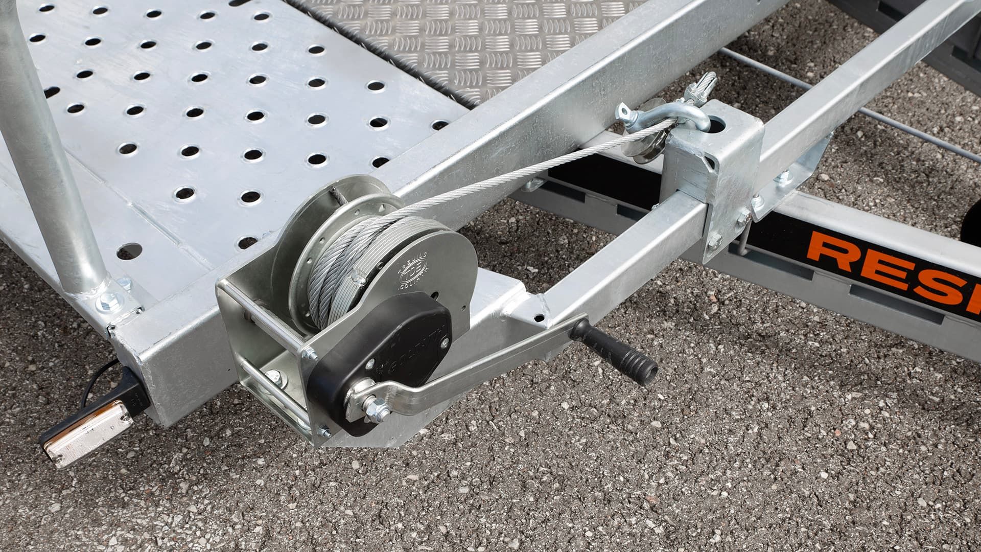 Vinschställ med vinsch 2500kg